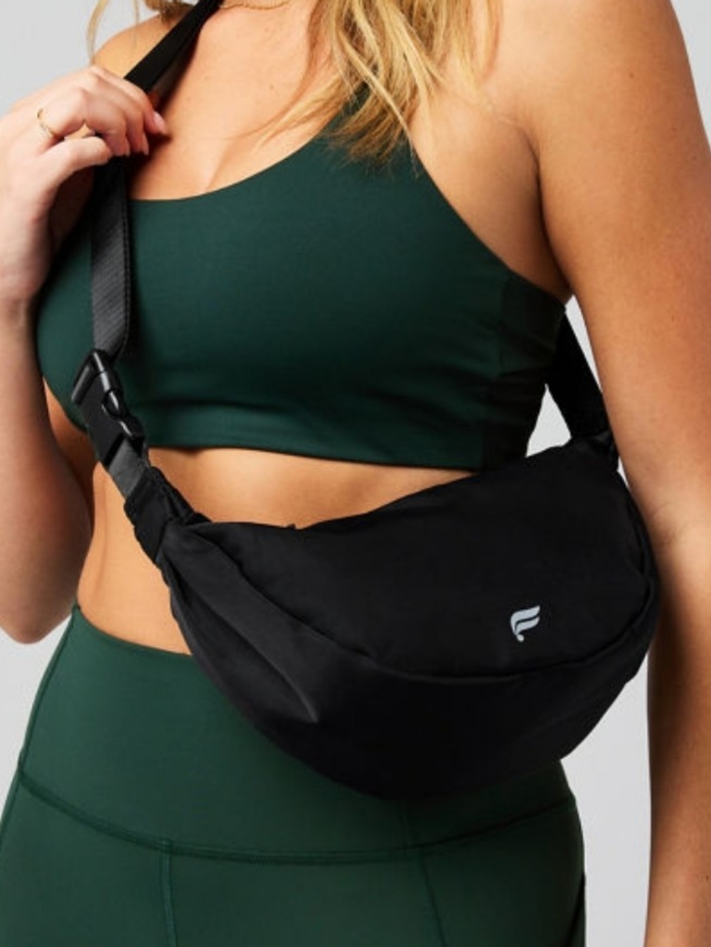 Fabletics The Sling Bag In Black